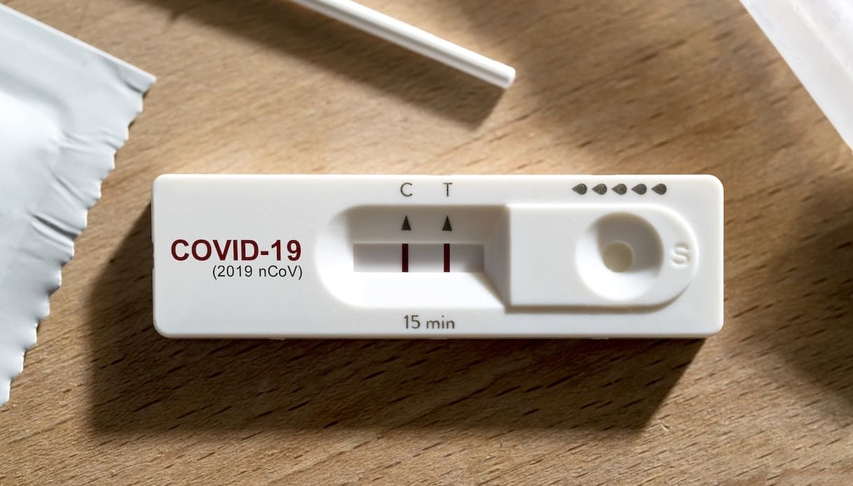 “Nuova fase”: il Covid sta cambiando. Chi colpisce di più adesso e dove