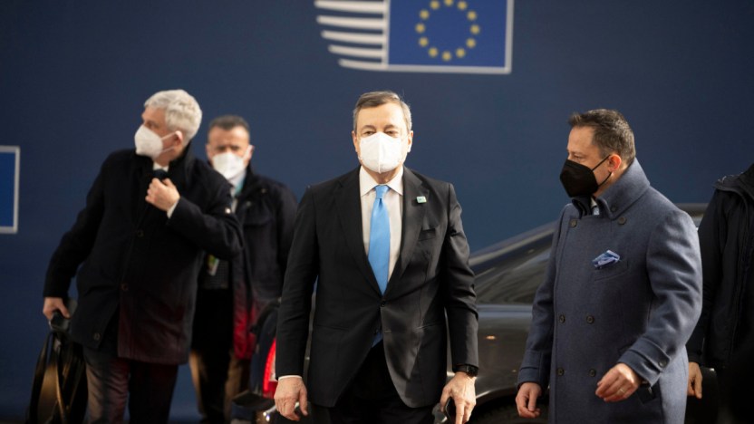 Ucraina e Russia a un passo dalla guerra: la mossa di Draghi sul gas