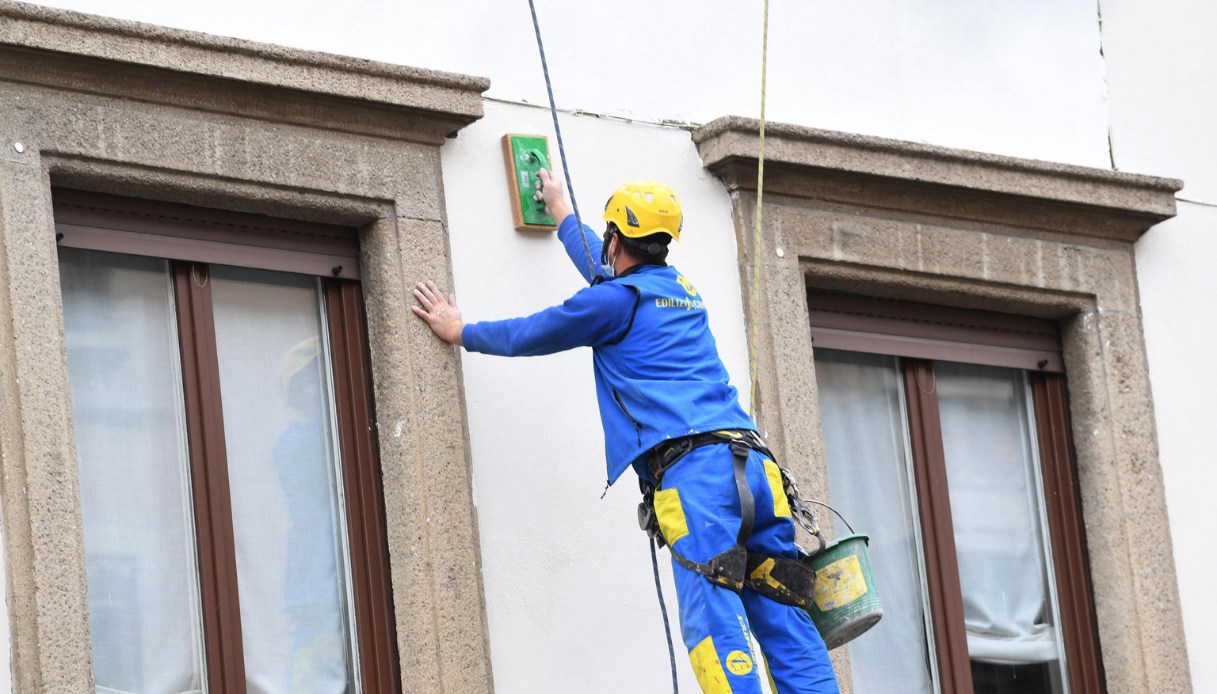 Superbonus e bonus casa, rischio cantieri bloccati: cosa succede