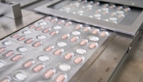 Allarme dei medici per le pillole anti-Covid in Italia: cosa succede