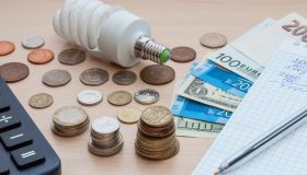 Nuovo decreto contro il caro-bollette: cosa cambia in casa e ufficio