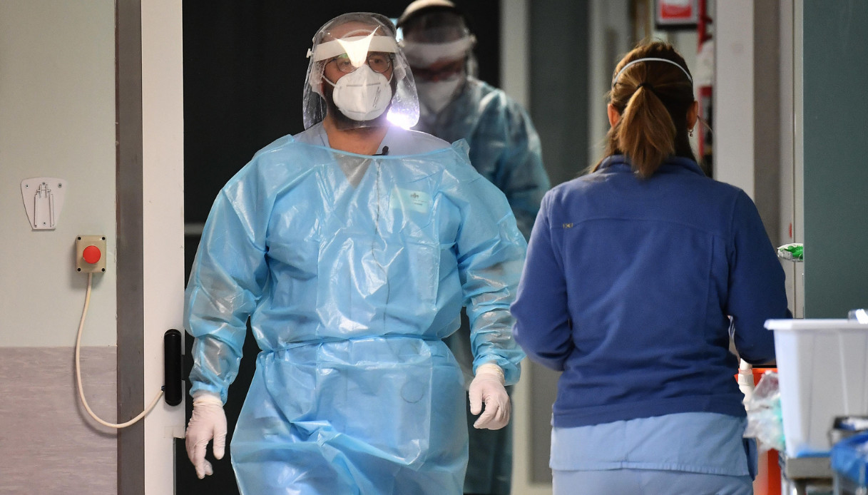 Il Covid se ne sta andando, o no? In 7 Regioni i contagi tornano a salire