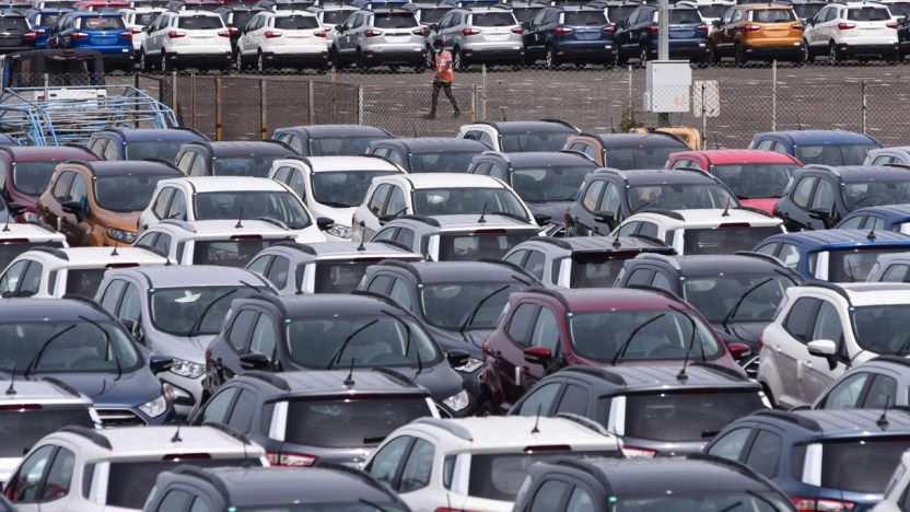 Stop alle auto in Russia: i colossi che hanno fermato le vendite