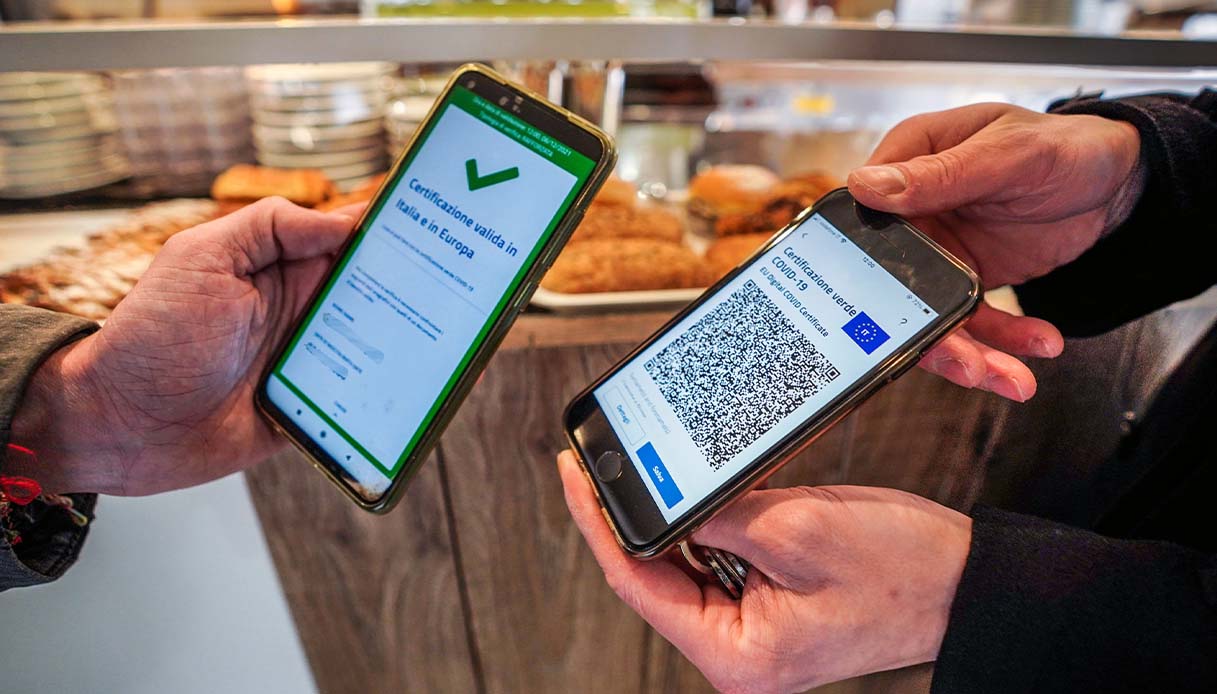 Green pass rimodulato, al via dal 31 marzo: cos’è e come funziona