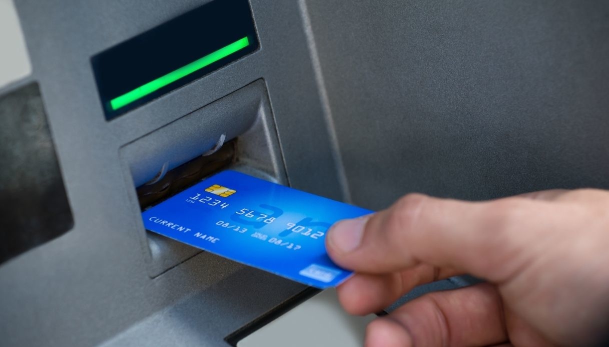 Attenzione ai soldi sul conto corrente: quanto si rischia di perdere