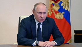 Russia, nuovi prodotti da pagare in rubli: i settori a rischio