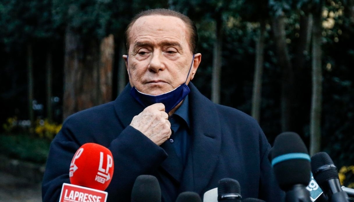 Perché Palazzo Chigi ha chiesto un maxi risarcimento a Berlusconi
