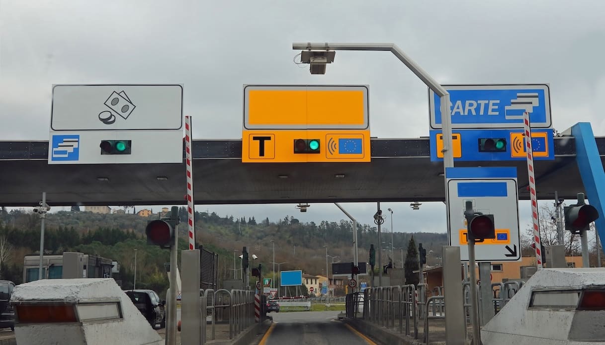 Autostrade, via libera alle procedure di rimborso: chi ne ha diritto