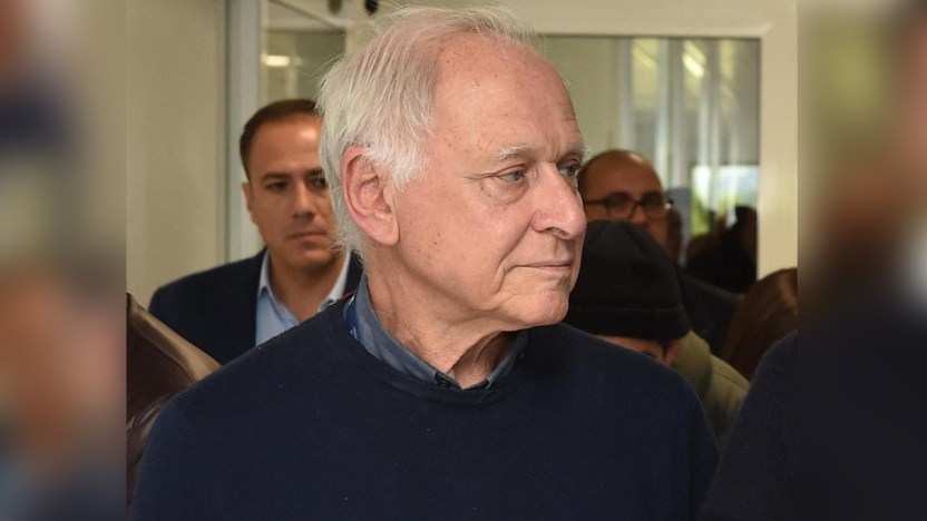 Diventa miliardario a sorpresa a 87 anni: la storia