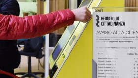 Reddito di cittadinanza a tempo: limite di 3 anni, poi lo stop