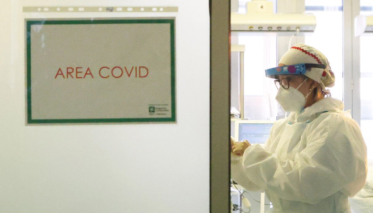 Individuata una nuova variante Covid: scatta nuovo allarme