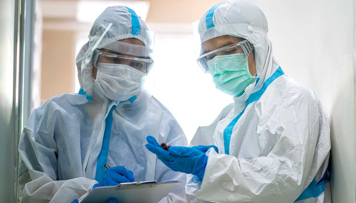 Omicron 5, attenzione al sintomo anomalo della nuova variante