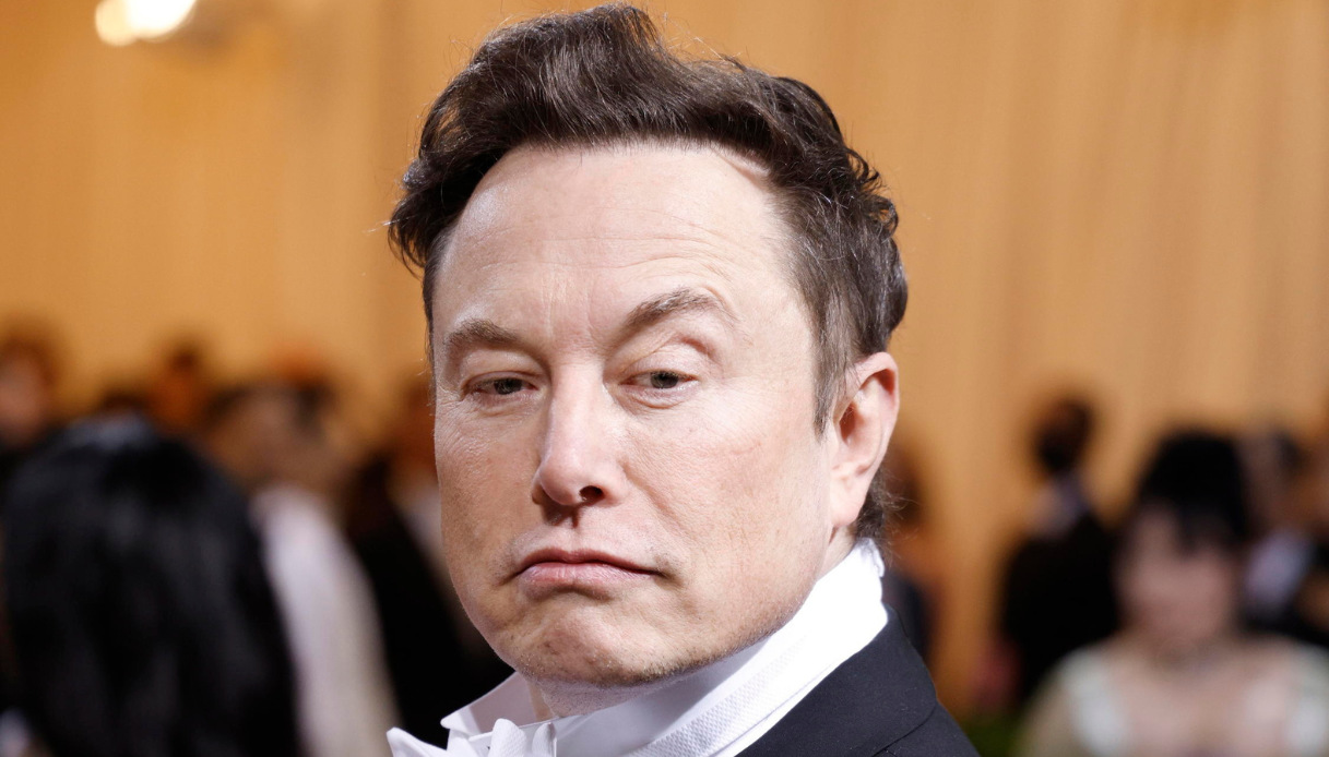Twitter fa causa a Musk per il dietrofront: la battaglia legale