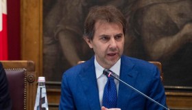 Caos in Rai, lascia un volto storico del Tg1: cosa sta succedendo