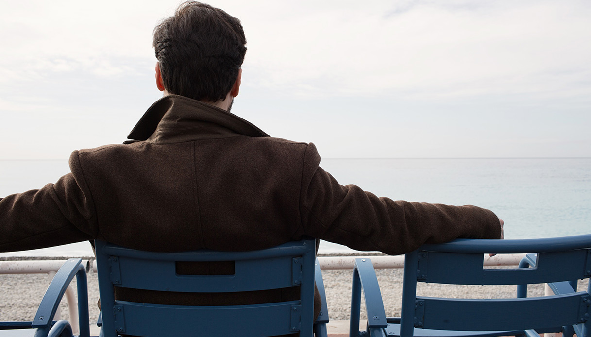 Manager di una società da 65 mld molla tutto e fugge in spiaggia