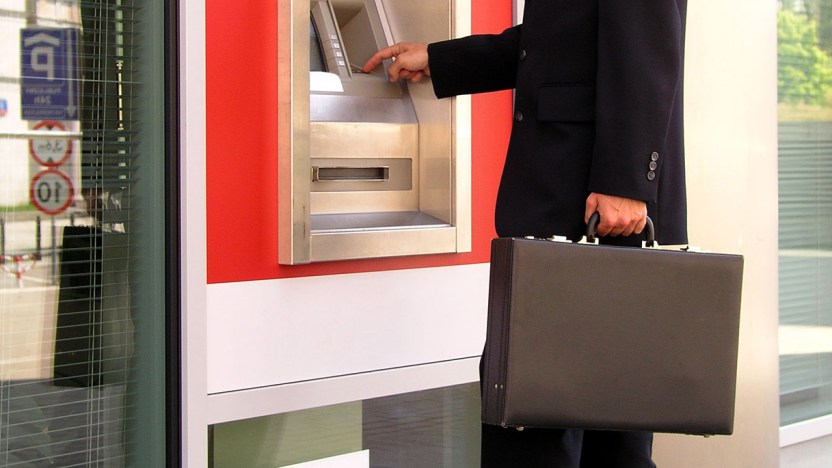 Stipendio record per errore: lascia il lavoro e sparisce