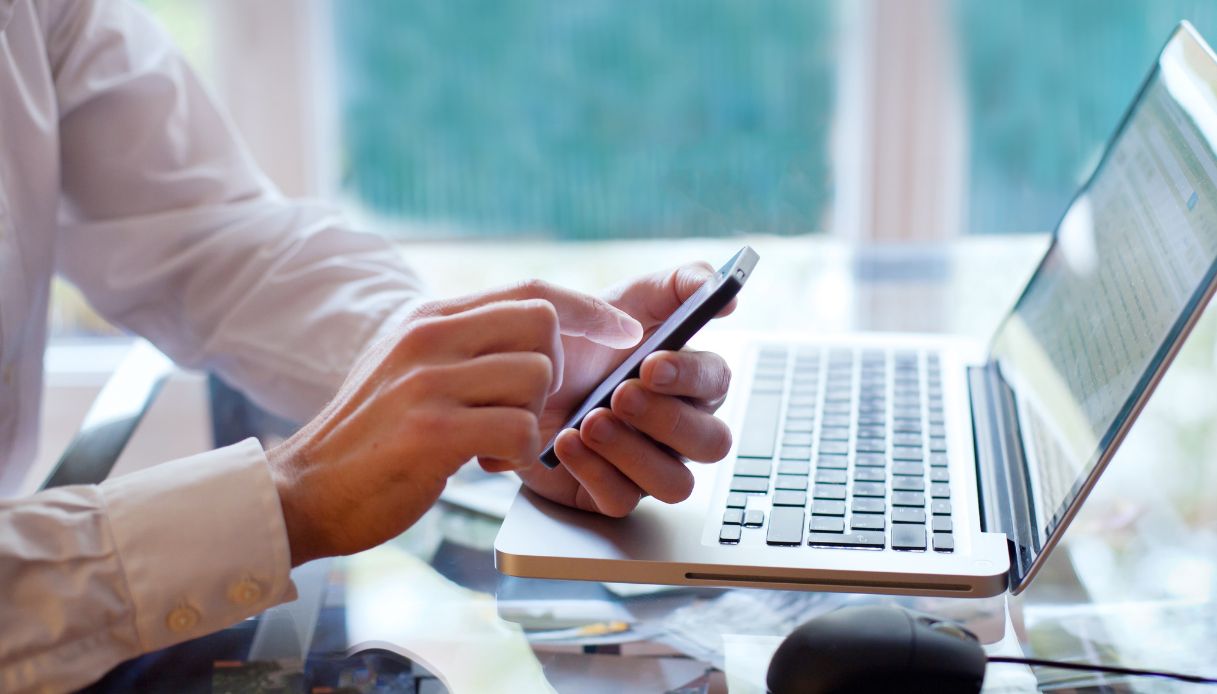 Lavorare per un’azienda svizzera dall’Italia: tutto su stipendio e tasse