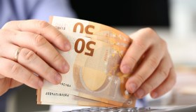 Bonus 150 euro ai più fragili: a chi spetta e come averlo