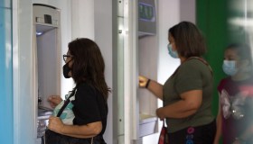 Desertificazione bancaria: allarme per la grande ritirata delle banche in Italia