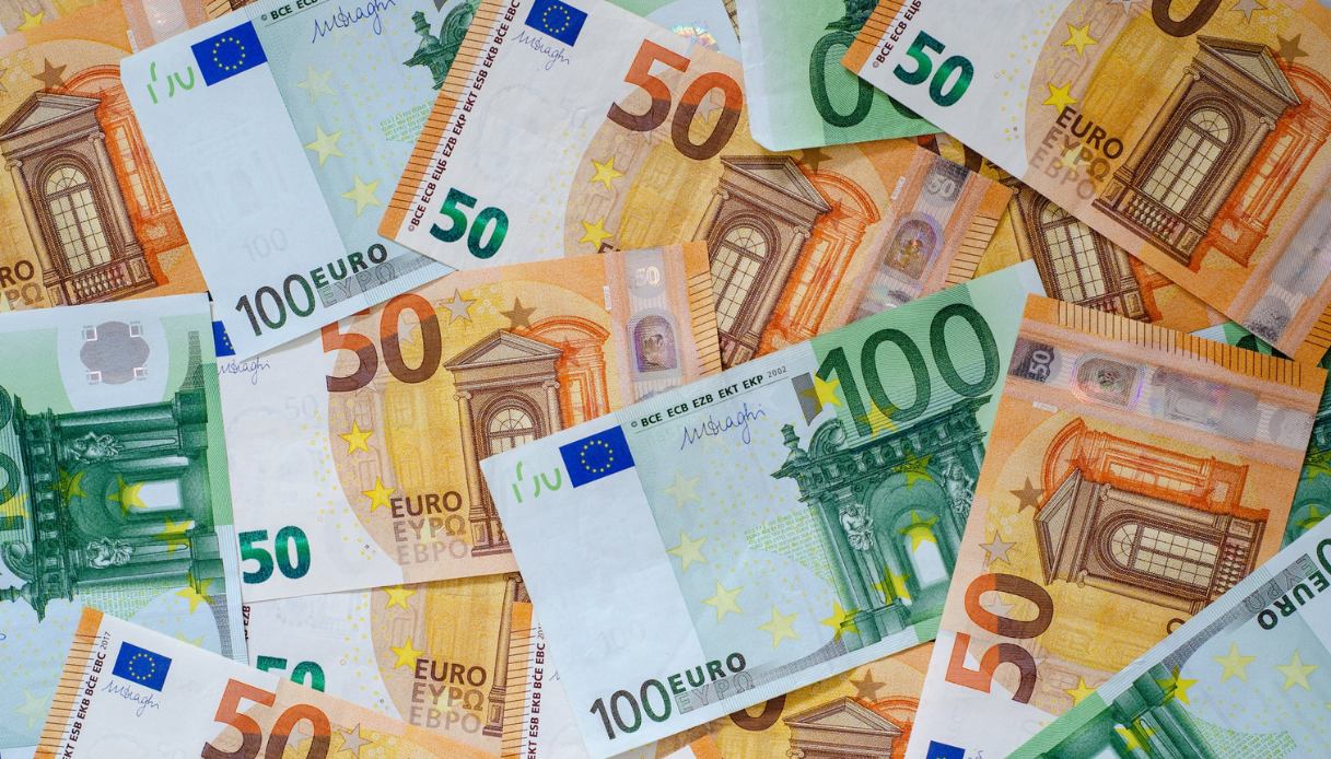 Rivoluzione tasse, minimum tax dal 2023: cosa cambia