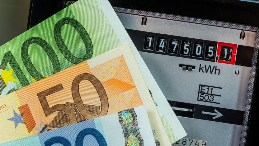 Bollette in aumento, stangata in arrivo: quanto pagheremo in più
