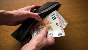 Inflazione: da energia ai biglietti aerei, la classifica di ciò che pagheremo di più