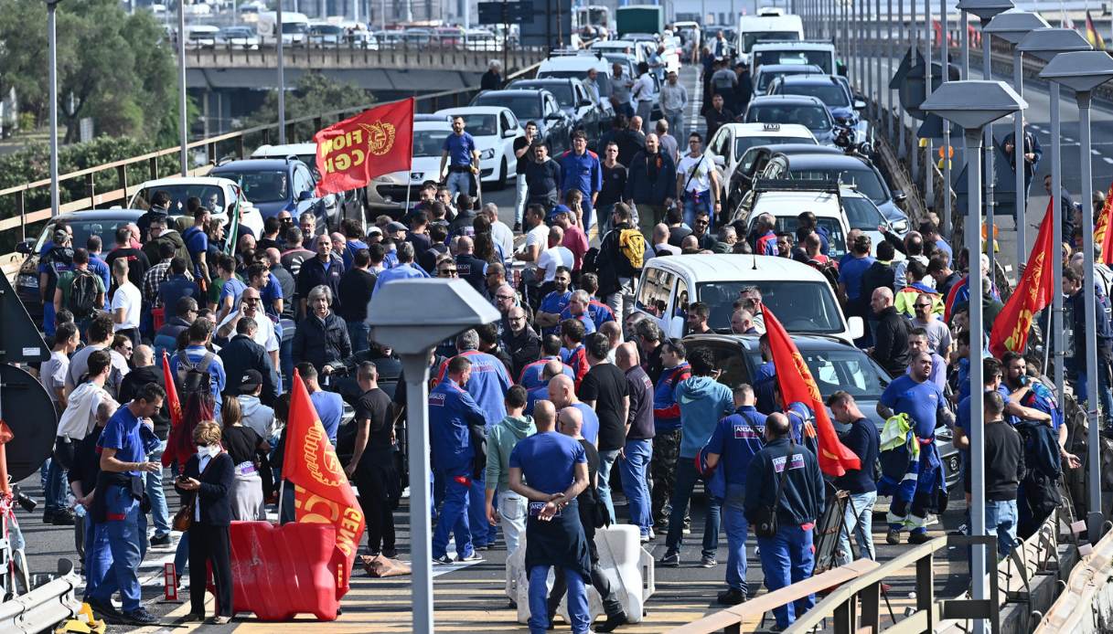 Caos all’Ansaldo di Genova: cosa sta succedendo