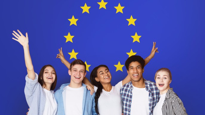 Europee, tra transizione ecologica e lavoro: cosa offrono ai giovani i partiti?