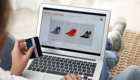 Black Friday, come ridurre gli impatti ambientali degli e-commerce del fashion?