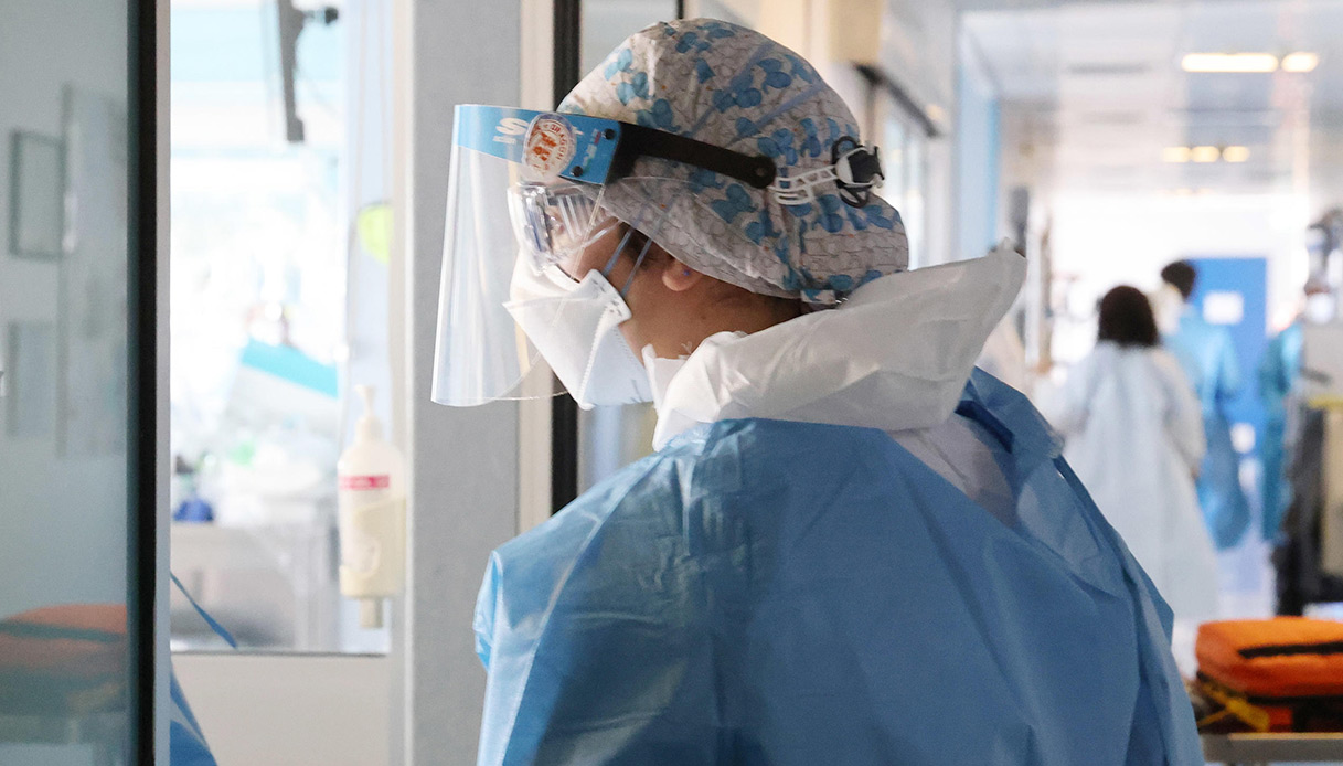 Perché oggi si parla di Covid-23: è la nuova fase del virus