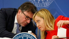 DEF: aumentano gli stipendi e scendono le tasse. Le misure approvate