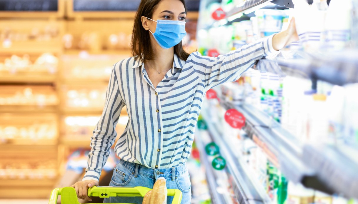 Latte, formaggio e carne a rischio: presto potrebbero diventare introvabili, o carissimi