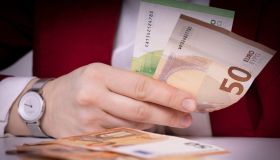 Tetto al contante, rialzo sparisce dal decreto: dietrofront?