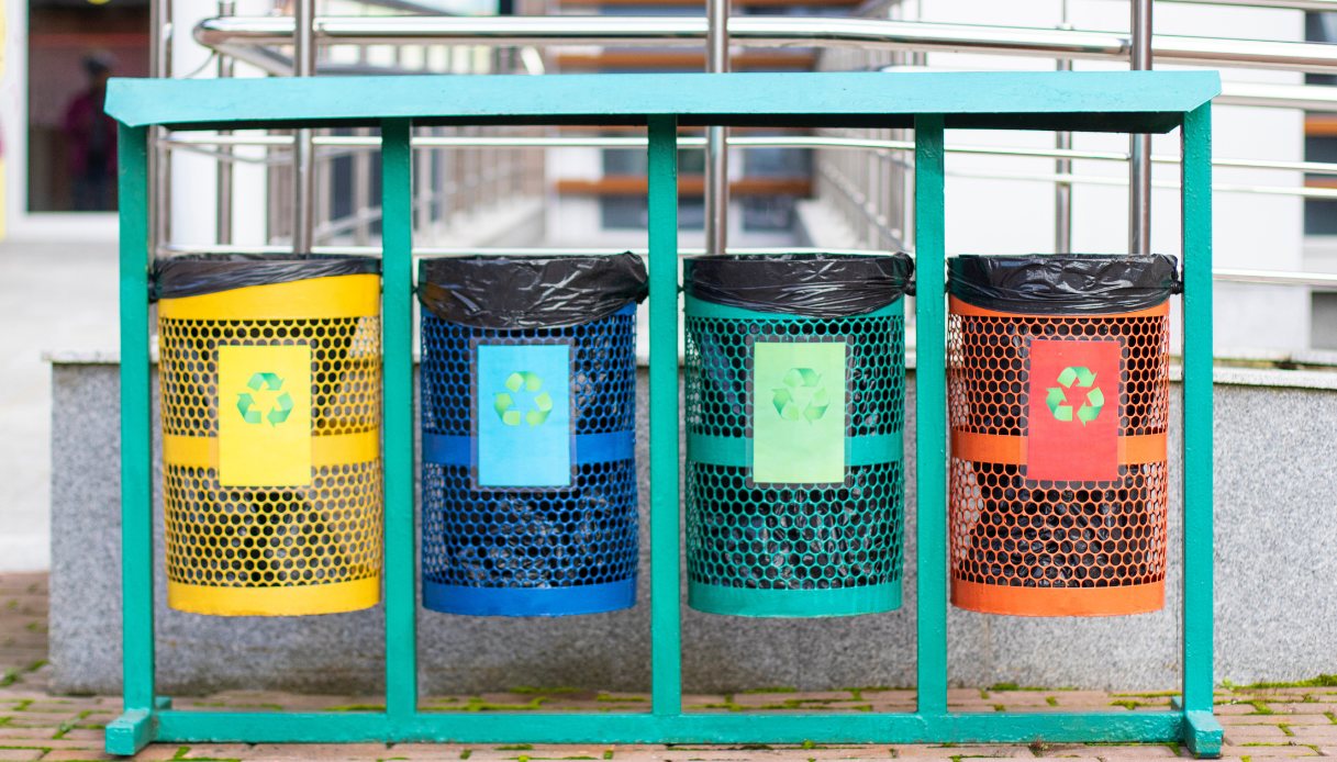 Manovra, entra il bonus per la raccolta differenziata: come funziona