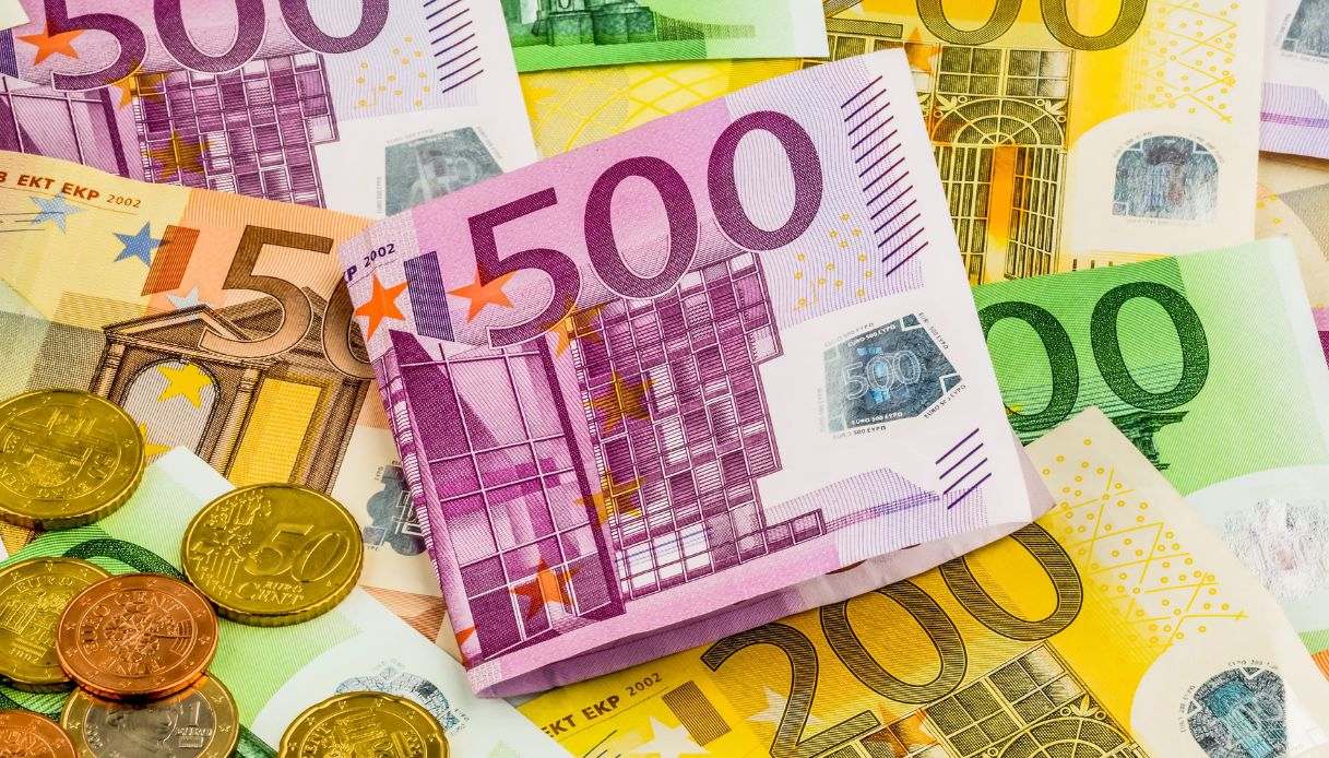 Conviene comprare oro adesso, o meglio aspettare?