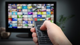 Dobbiamo cambiare ancora la TV? Cosa sta per succedere in Italia