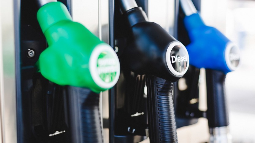 Caro carburanti, via all’accisa mobile e al nuovo bonus: cosa cambia