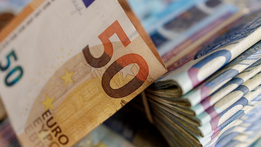 376mila banconote di euro false: i tagli più contraffatti e come riconoscerli in 12 mosse