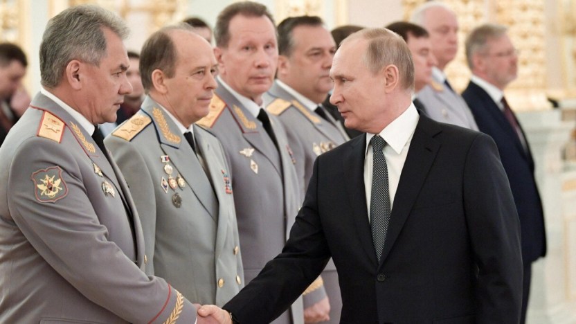 Ucraina, i russi conquistano una roccaforte: come cambia la guerra