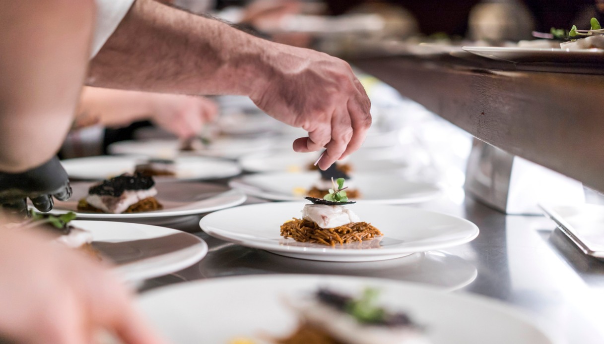 Quali saranno i superfood del 2023: dai funghi alle erbe