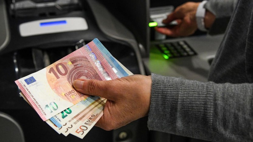 Stangata conti correnti: ecco la classifica delle banche più care
