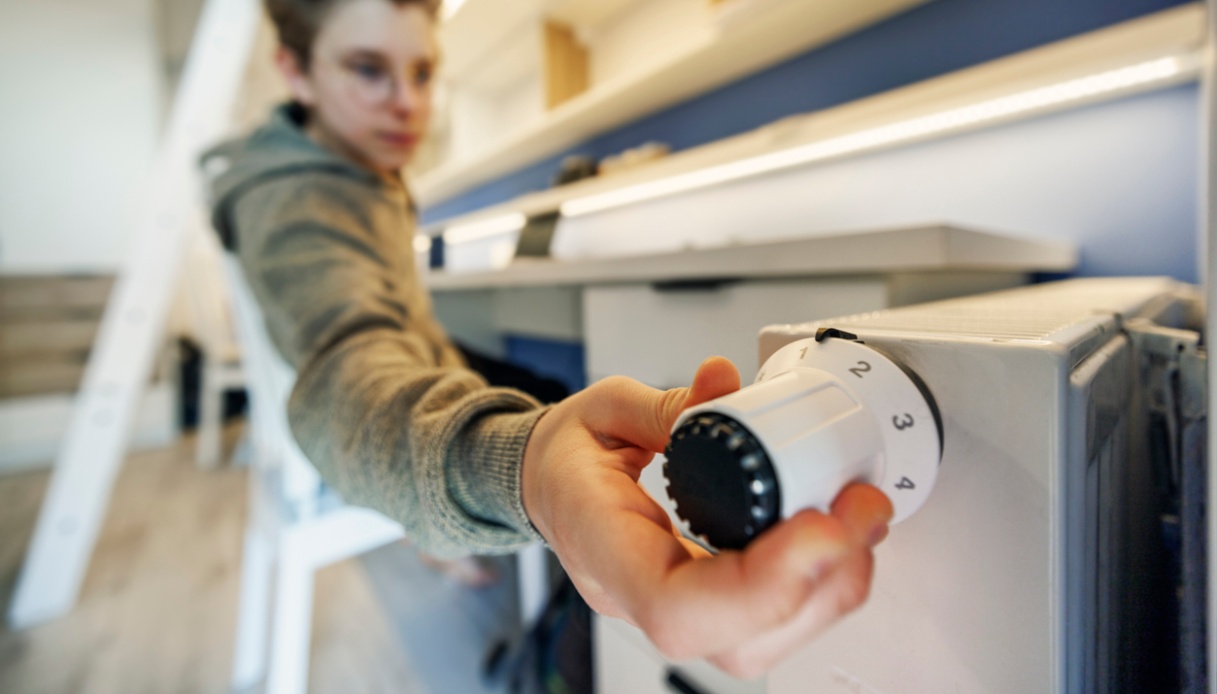 Scuole al freddo e lezioni al gelo, cosa sta succedendo in Italia