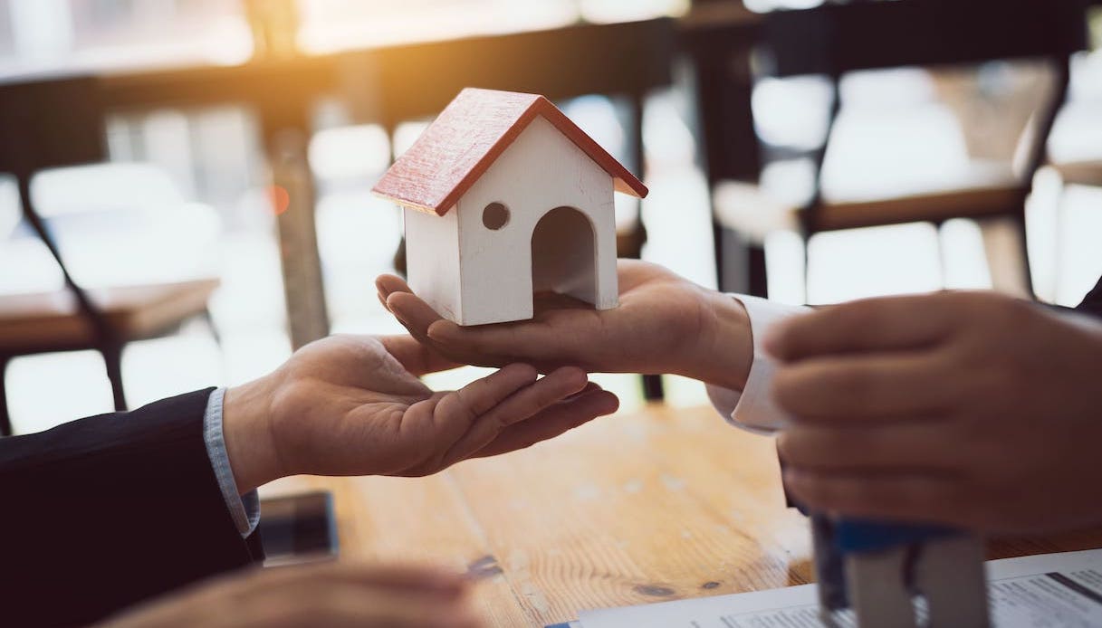 Ho ricevuto un immobile in eredità: quali tasse devo pagare?