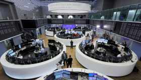 Borse Ue frenate da Russia, PIL e BCE: cosa aspettarsi nei prossimi mesi?