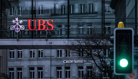 Credit Suisse salvata da UBS, ma ancora una volta con soldi pubblici