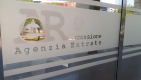 Bufera sul bar dell’Agenzia delle Entrate: ecco cosa fa