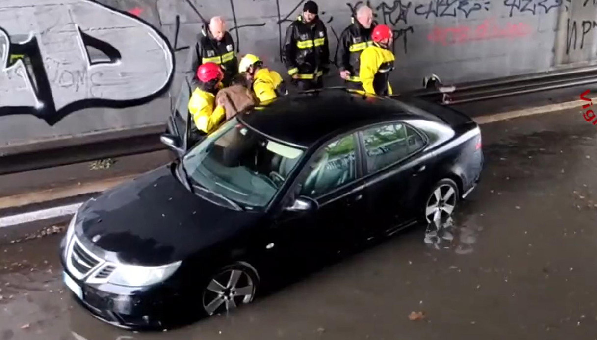 Grandine e neve in tutta Italia: allerta in 10 regioni