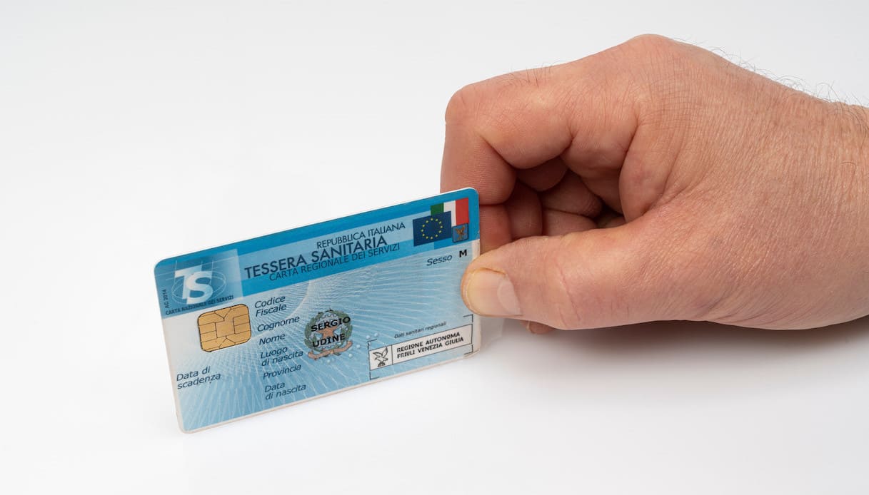 Tessera sanitaria, puoi usarla anche per questo. Cosa fare se scade o si perde