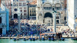 Allarme overtourism: il turismo di massa è insostenibile. Qualche esempio