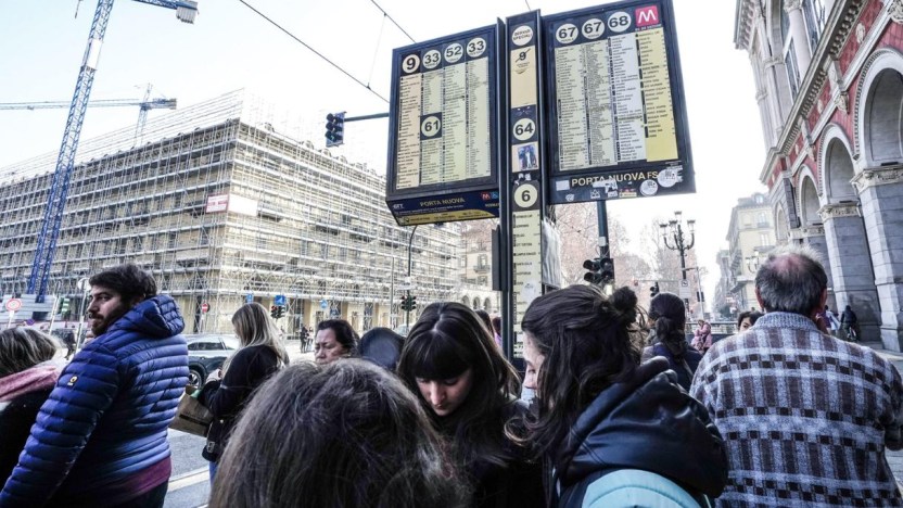 Sciopero generale 26 maggio: chi si ferma e quando. Tutti gli orari per regione
